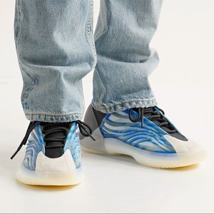 Yeezy quantum frozen